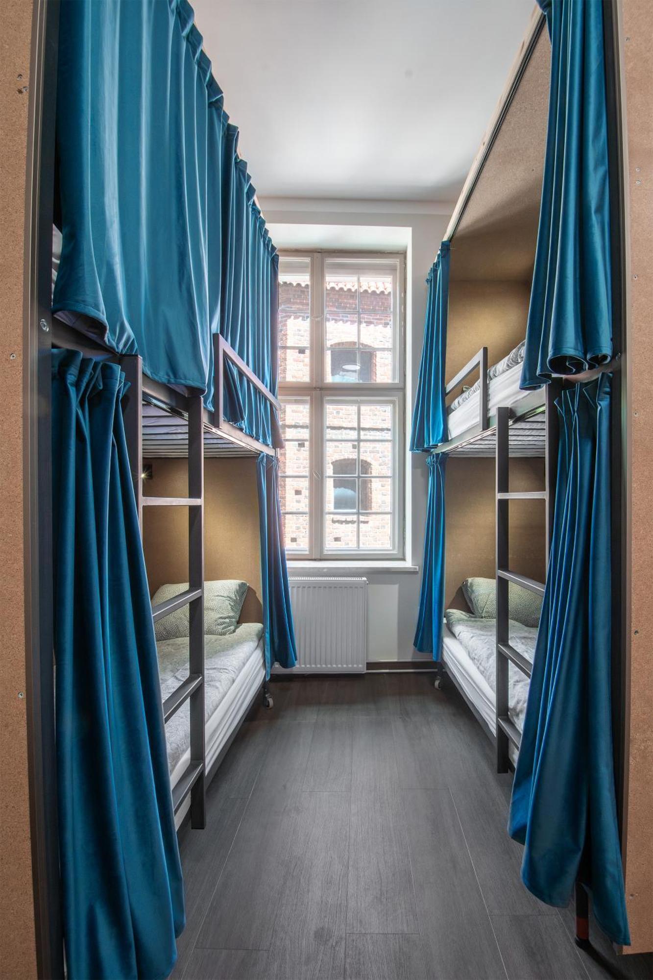 Stary Toruń Happy Street Hostel מראה חיצוני תמונה